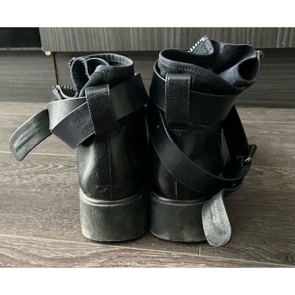 Combat Leather Zip Front Ankle Boots - Picture 3 of 3